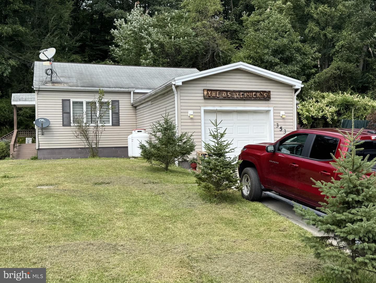353 VALLEY RD