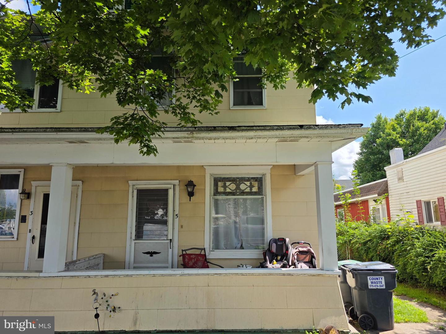 5 4th St Property Photo 1