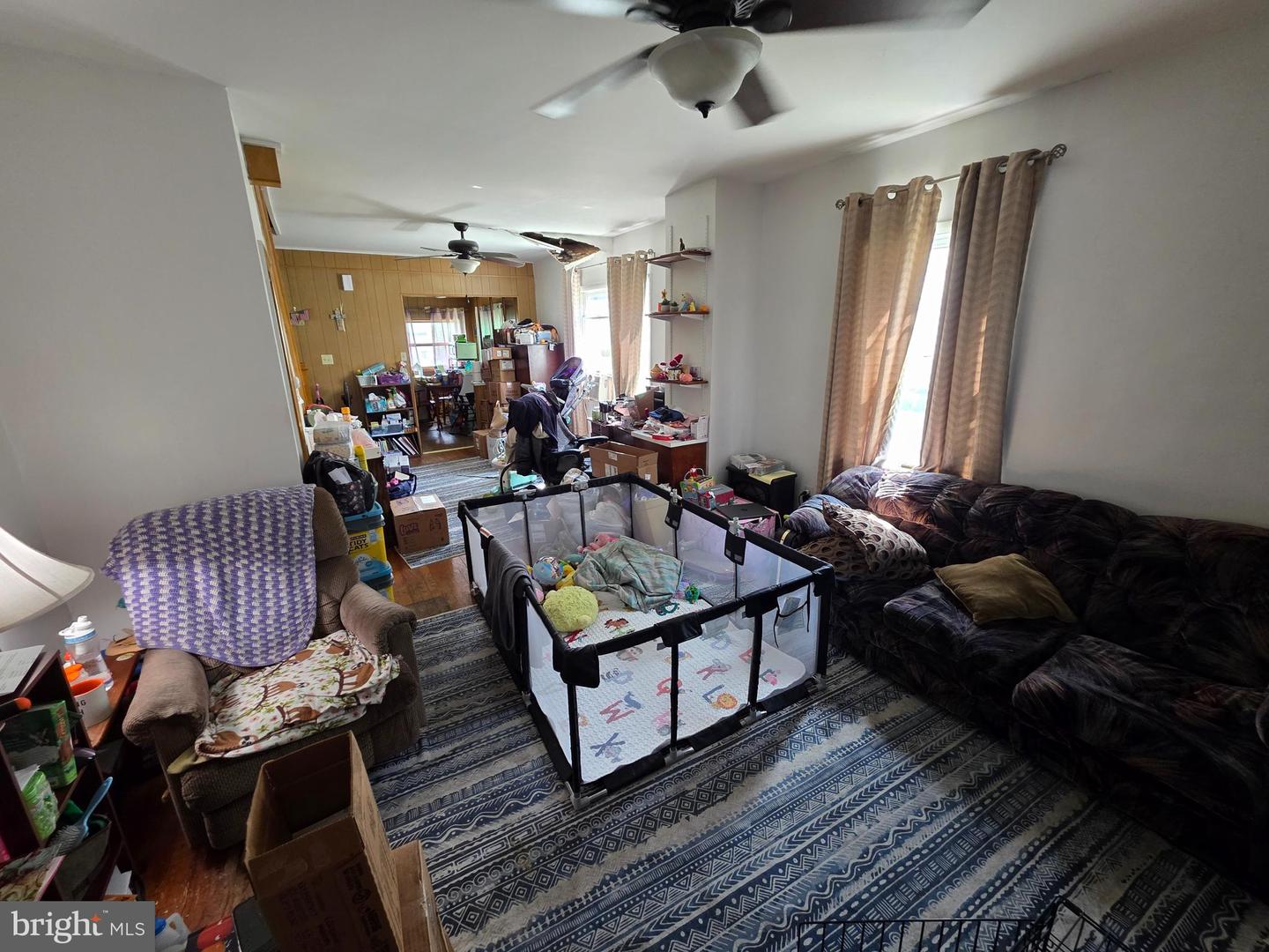 5 4th St Property Photo 4