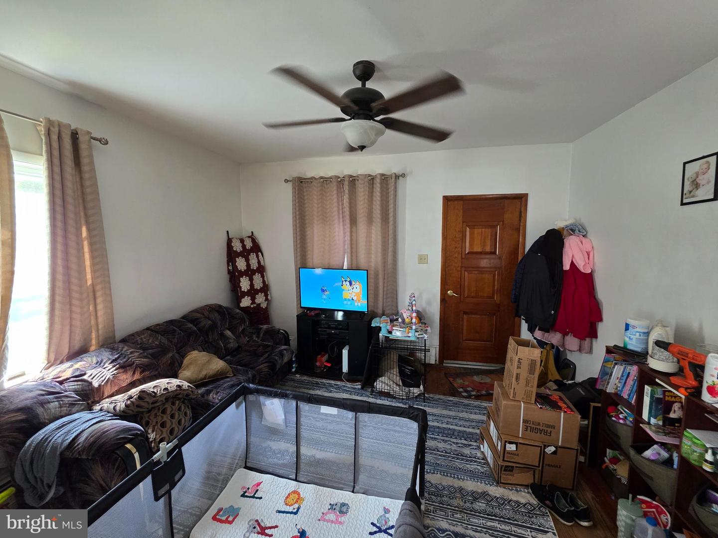 5 4th St Property Photo 5