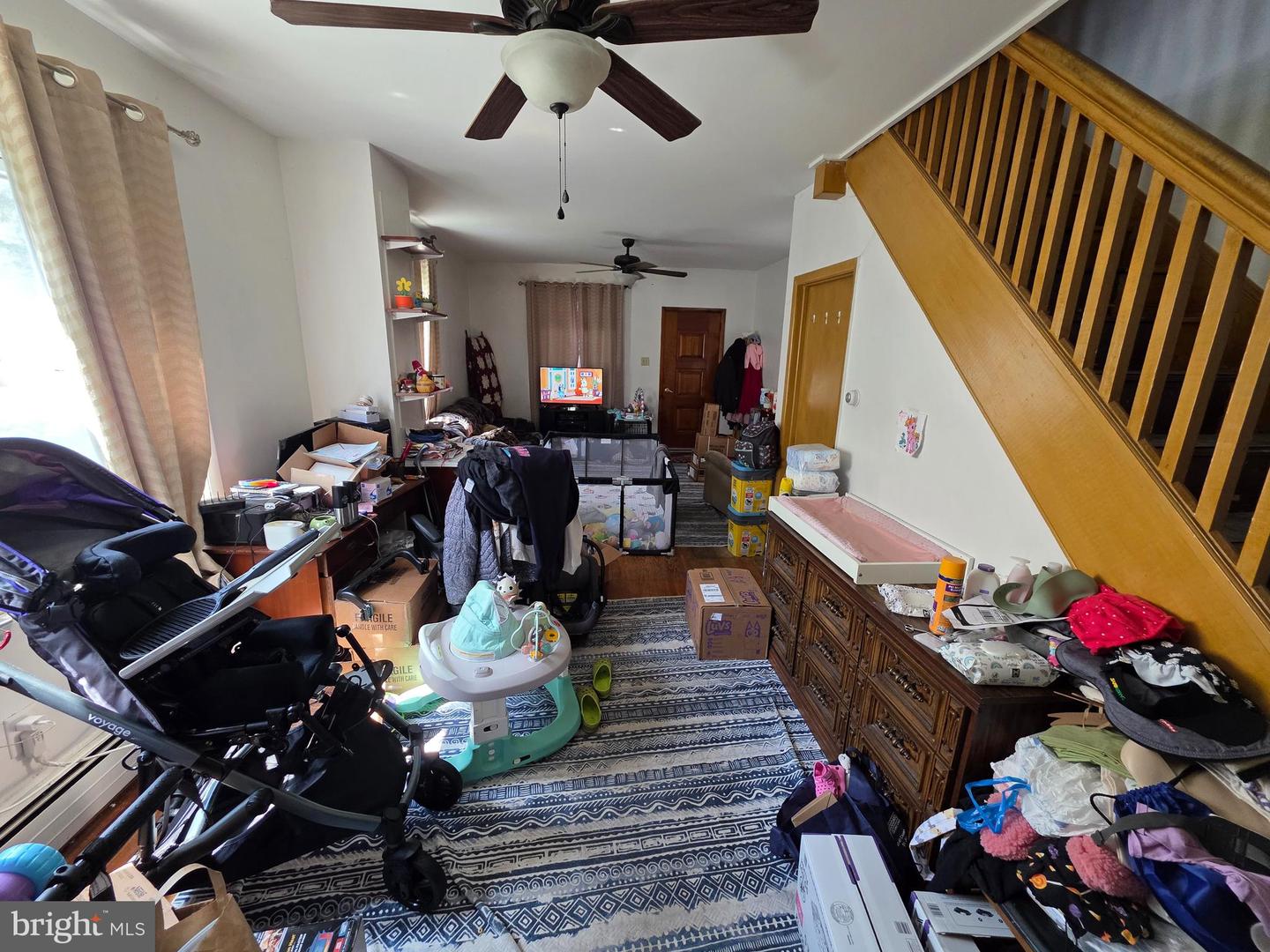 5 4th St Property Photo 6