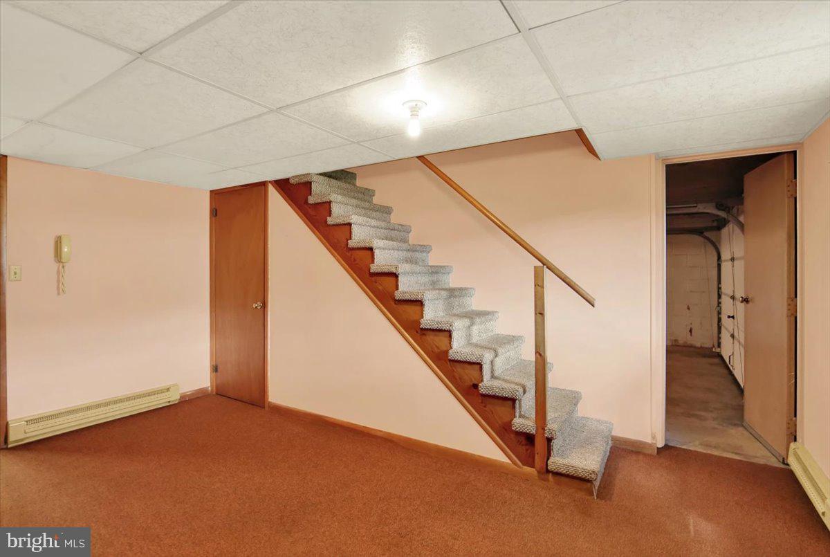 109 W Maple St Property Photo 21