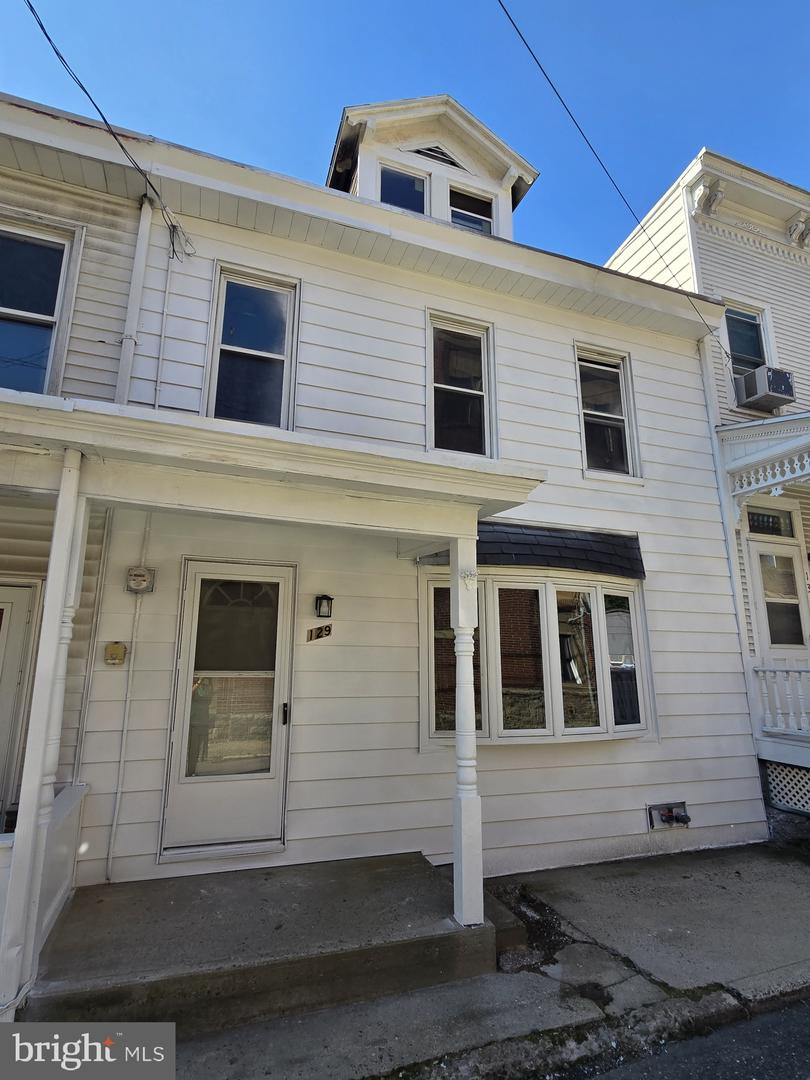 129 Cherry St Property Photo 1
