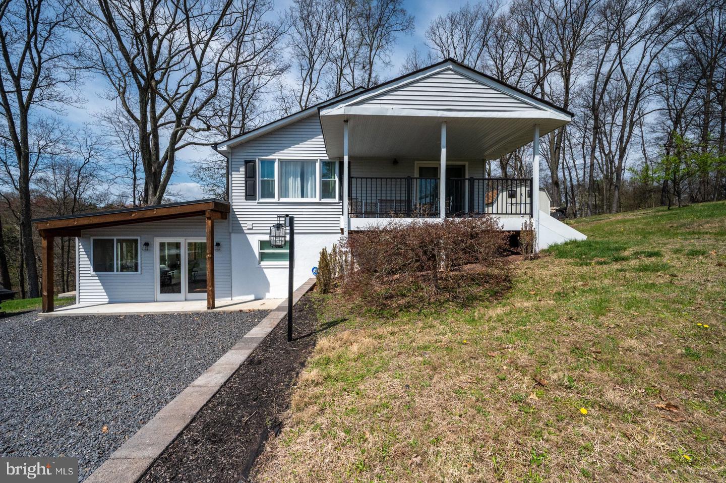 1342 Stag Dr Property Photo 45