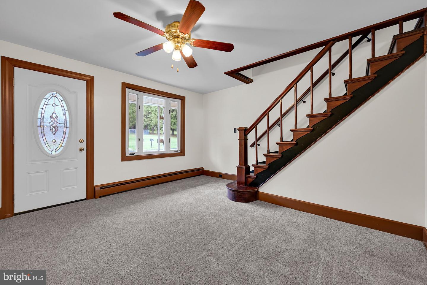 760 Forest Ln Property Photo 11