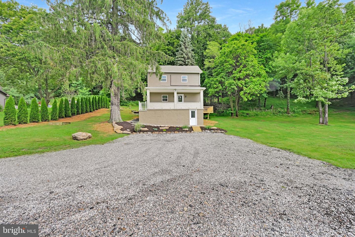 481 Hazle St Property Photo 3