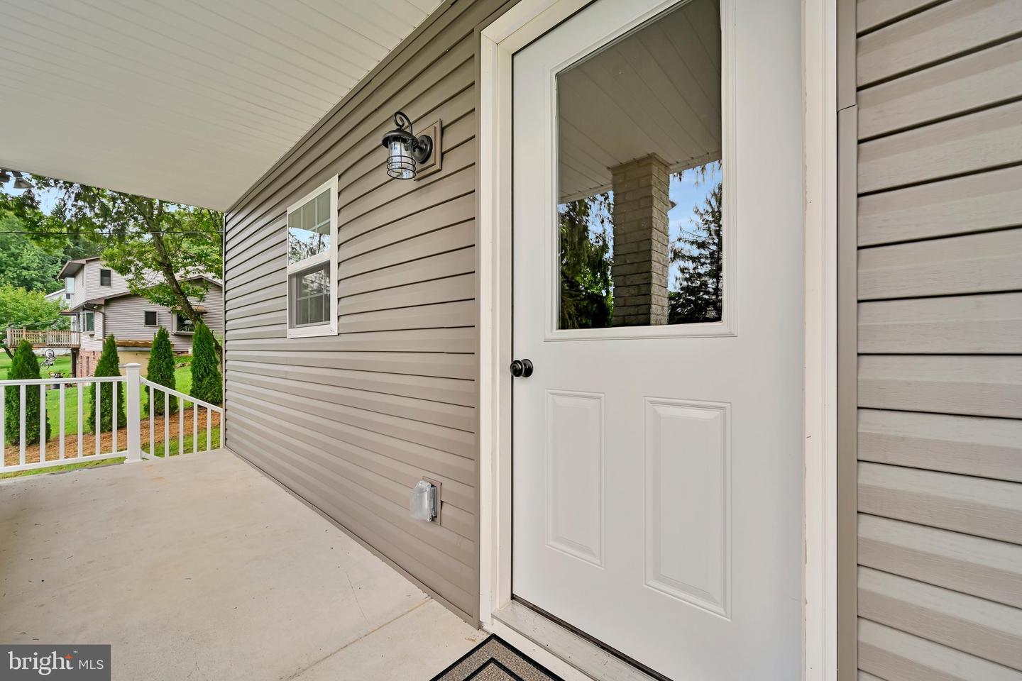 481 Hazle St Property Photo 8