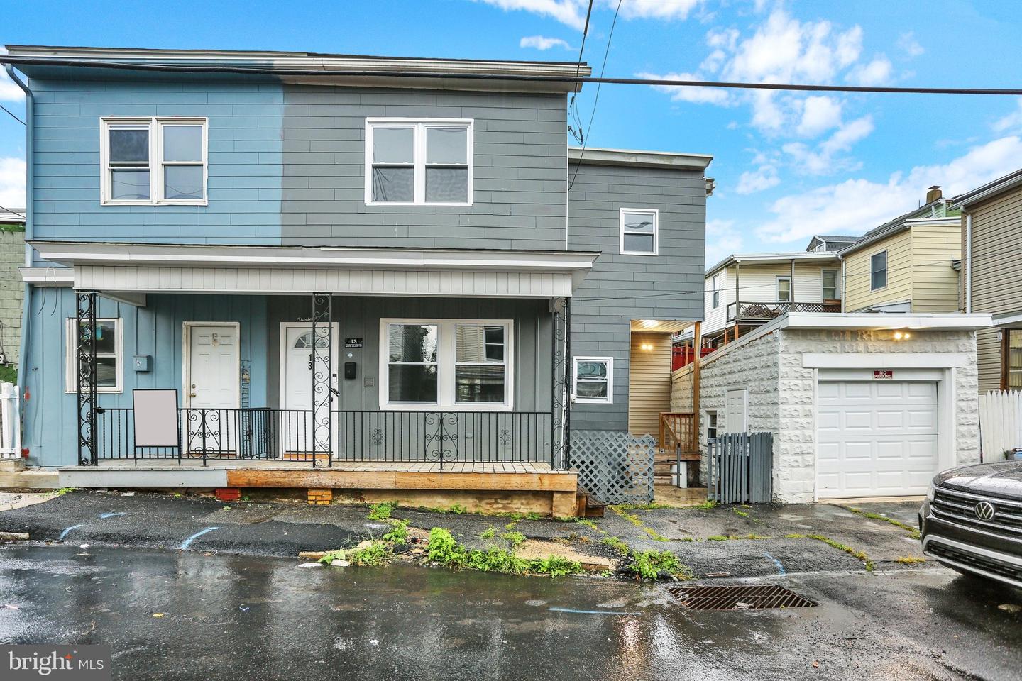 13 N Gilbert St Property Photo 2