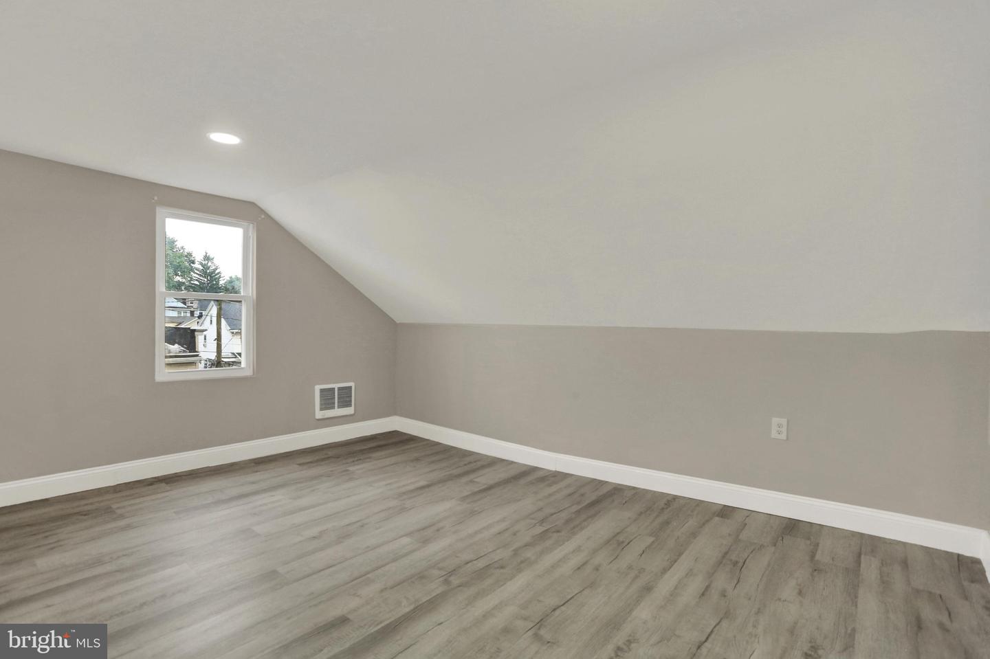 13 N Gilbert St Property Photo 21