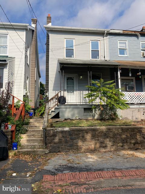 132 ORCHARD ST Property Photo 1
