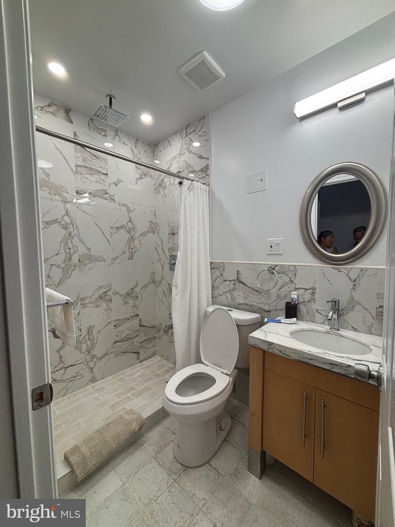 298 Plane E Property Photo 7