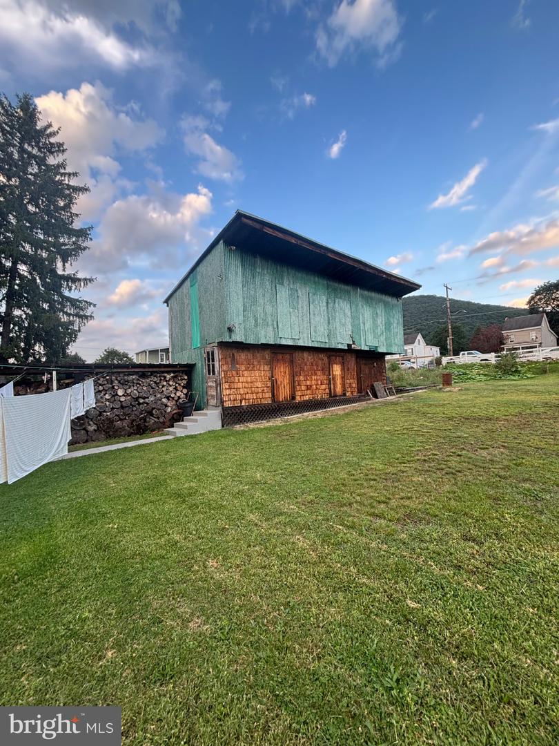 298 Plane E Property Photo 18