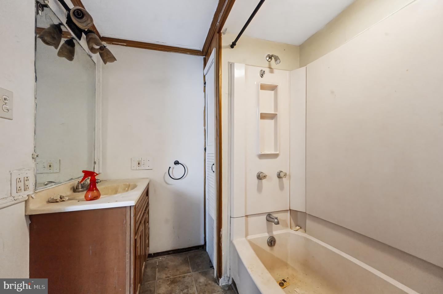 807 W Norwegian St Property Photo 11