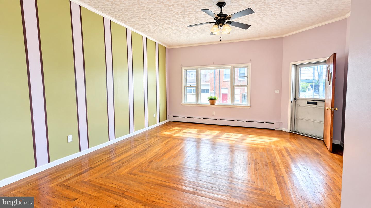 501 Lytle St Property Photo 3
