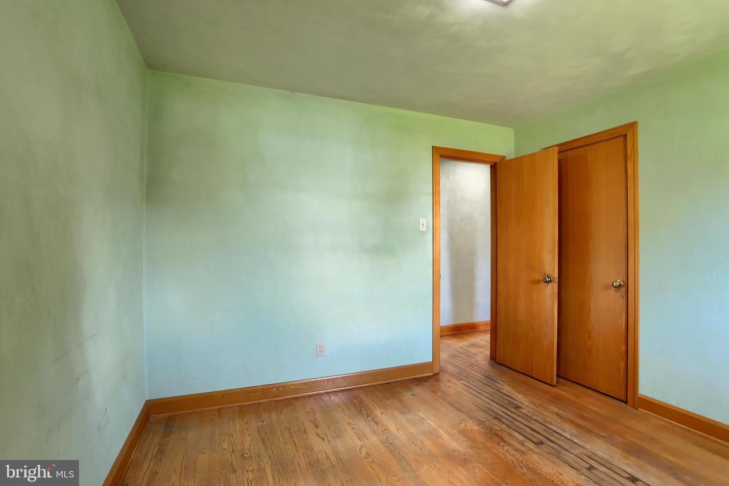 1647 Ridge Rd Property Photo 18