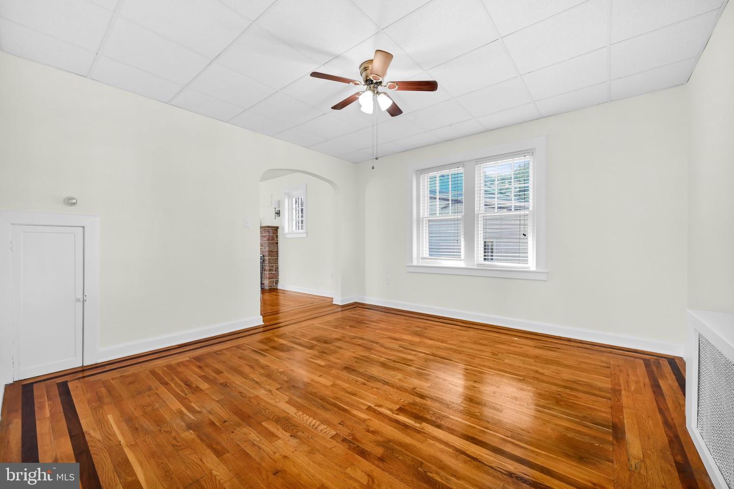 130 S Warren St Property Photo 10