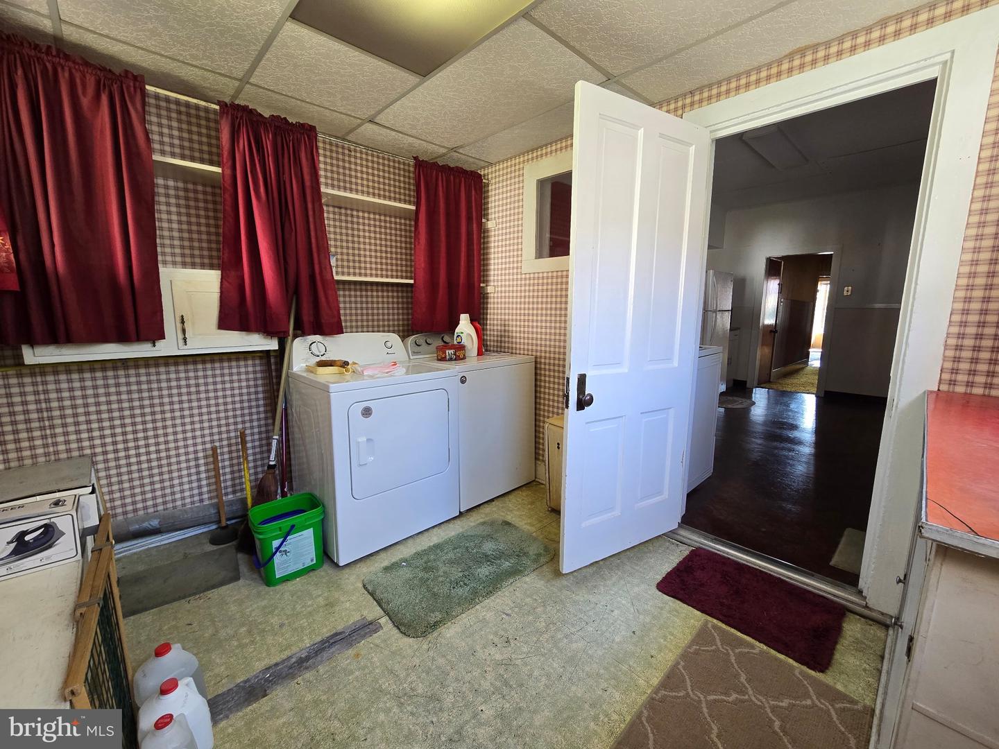 44 W Wiggan St Property Photo 8