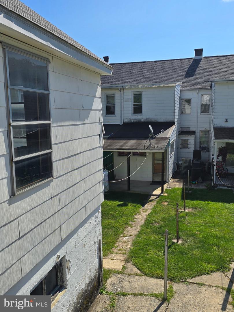 44 W Wiggan St Property Photo 17