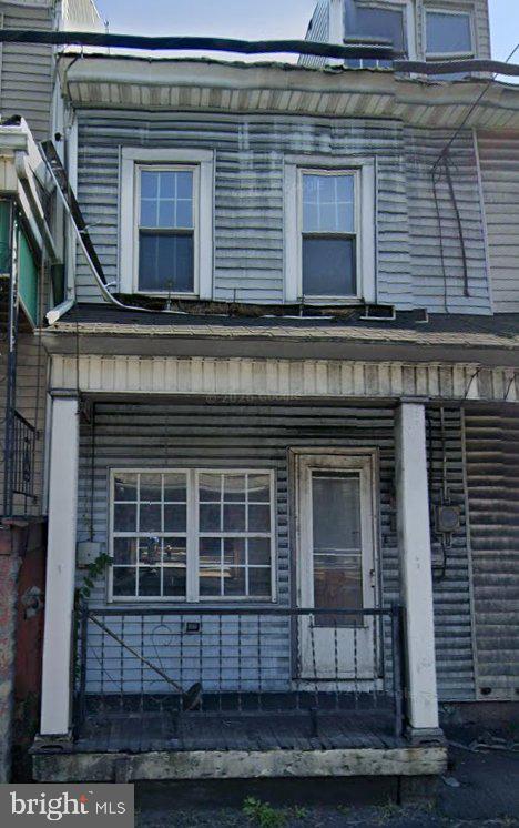 224 Main St Property Photo 1