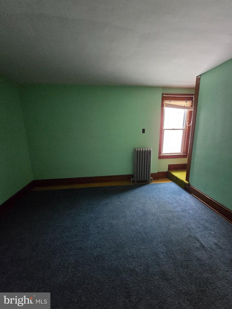 30 Main St Property Photo 9