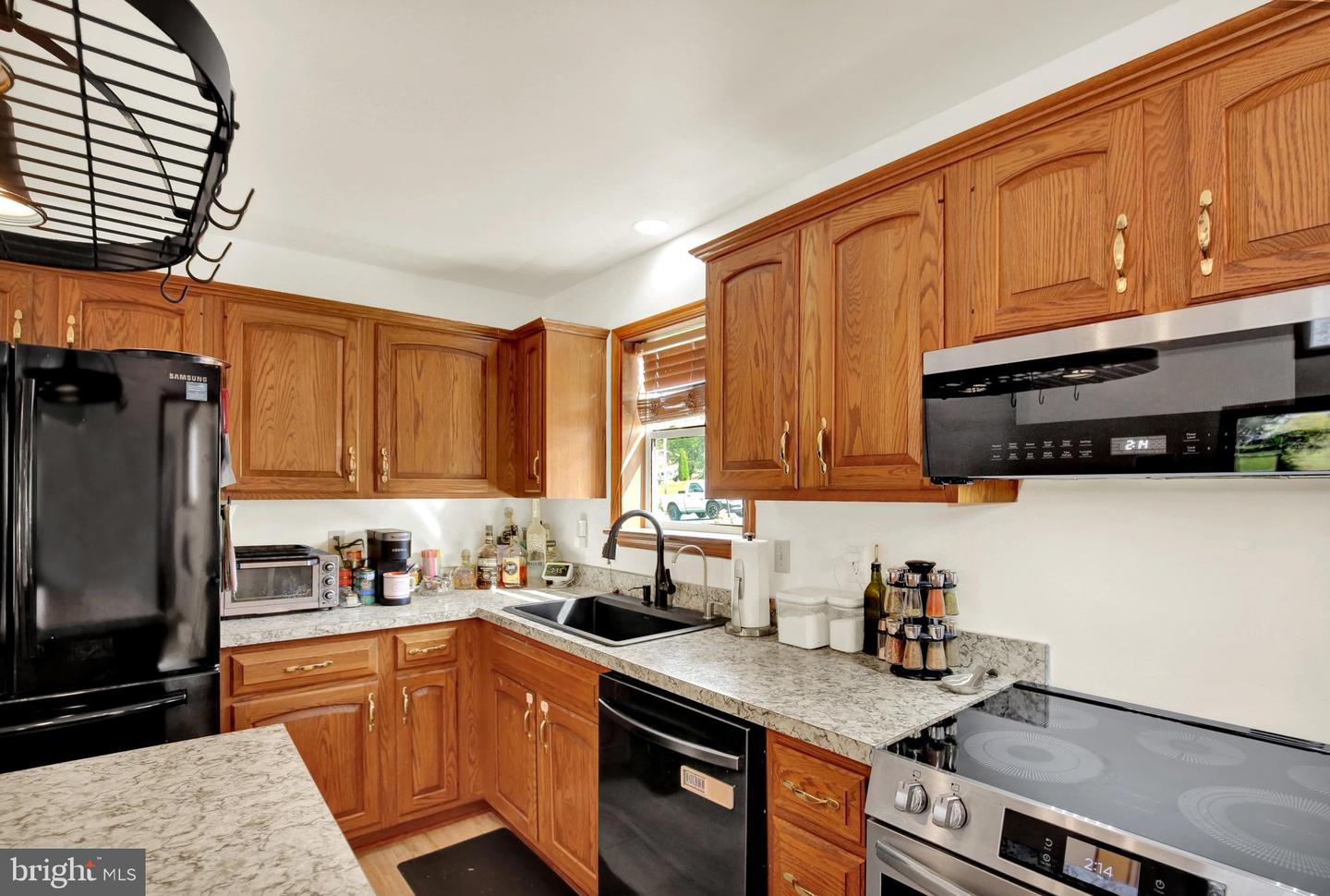 203 Hatchet Cv Property Photo 6