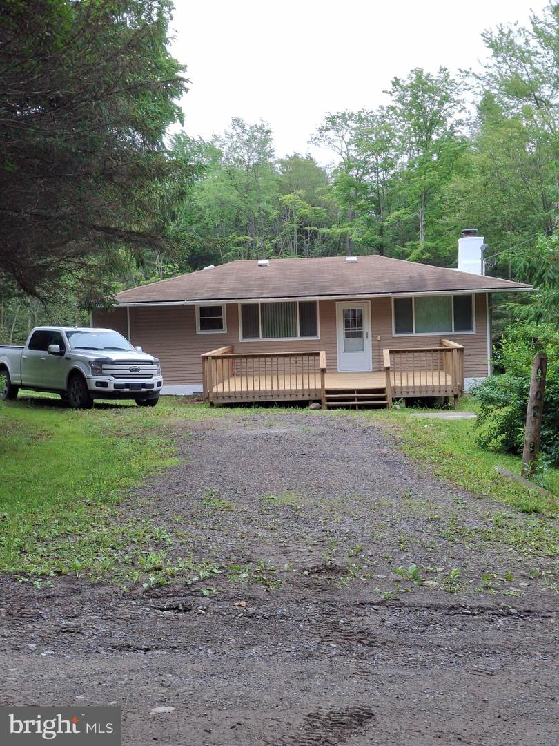 1070 Hayes Road Property Photo 1