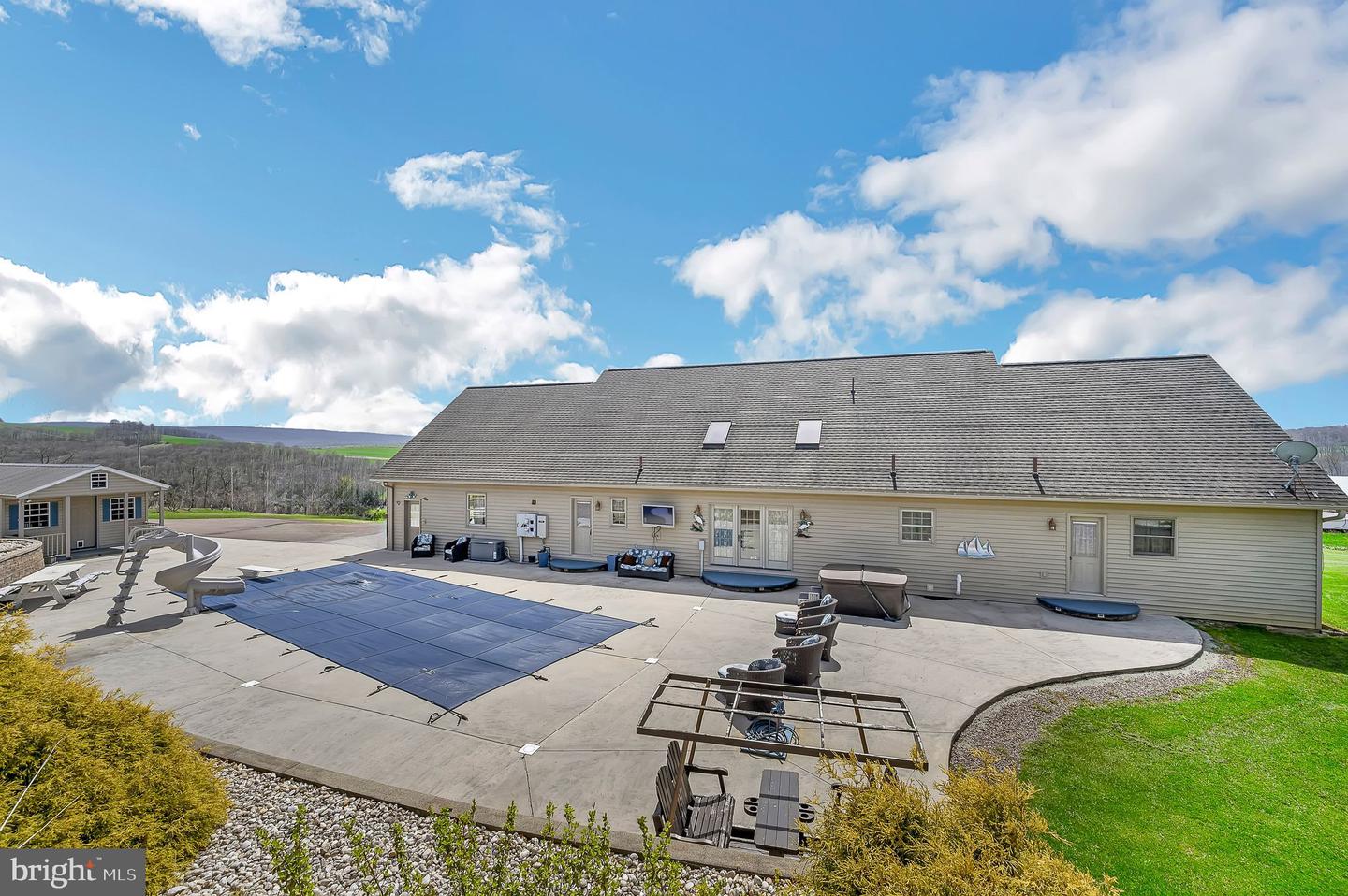 296 Cemetary Rd Property Photo 9