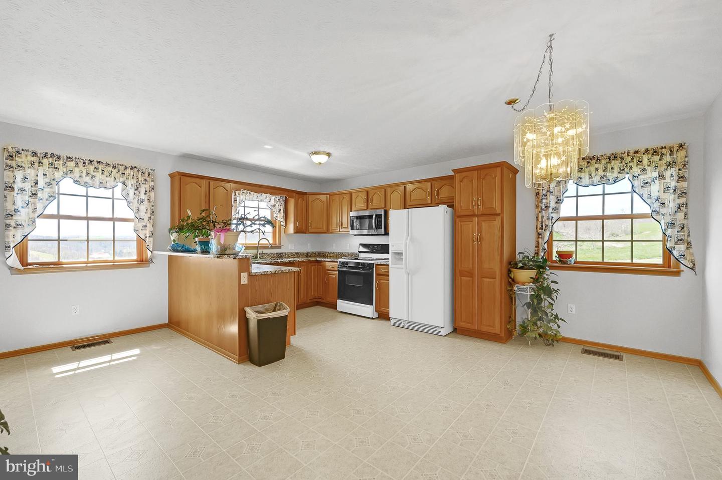 296 Cemetary Rd Property Photo 11