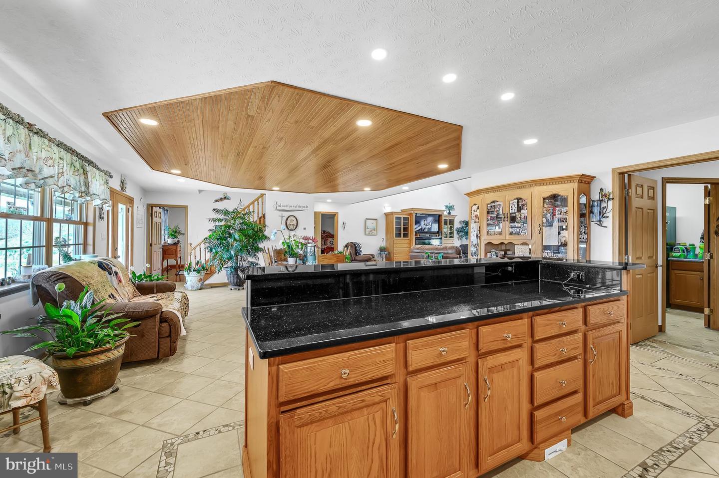 296 Cemetary Rd Property Photo 16