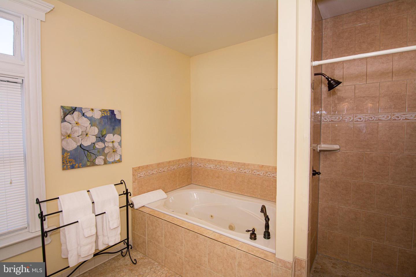 301 Meyers Ave Property Photo 9