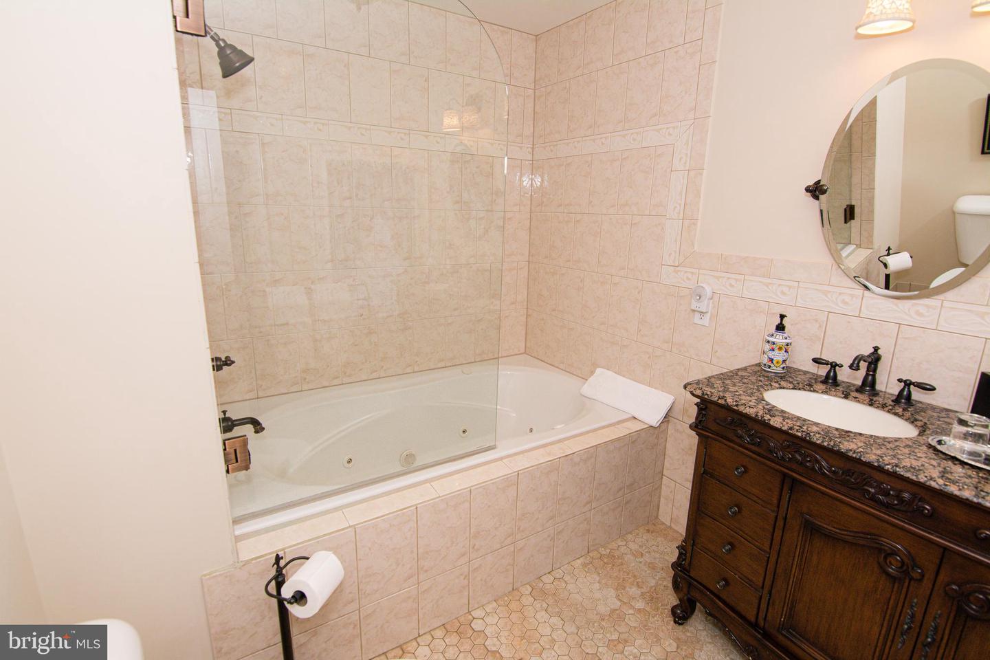 301 Meyers Ave Property Photo 10