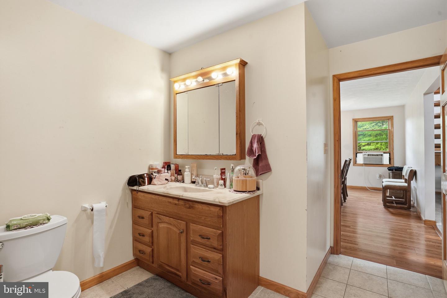 26907 State Route 92 Property Photo 20