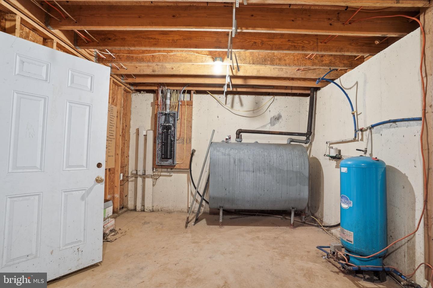 26907 State Route 92 Property Photo 44