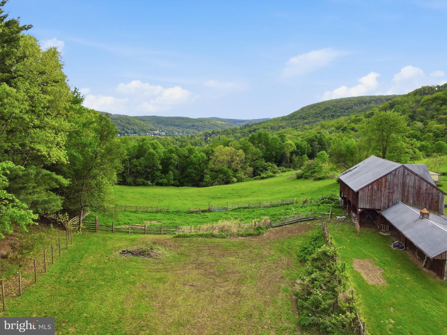 26907 State Route 92 Property Photo 52