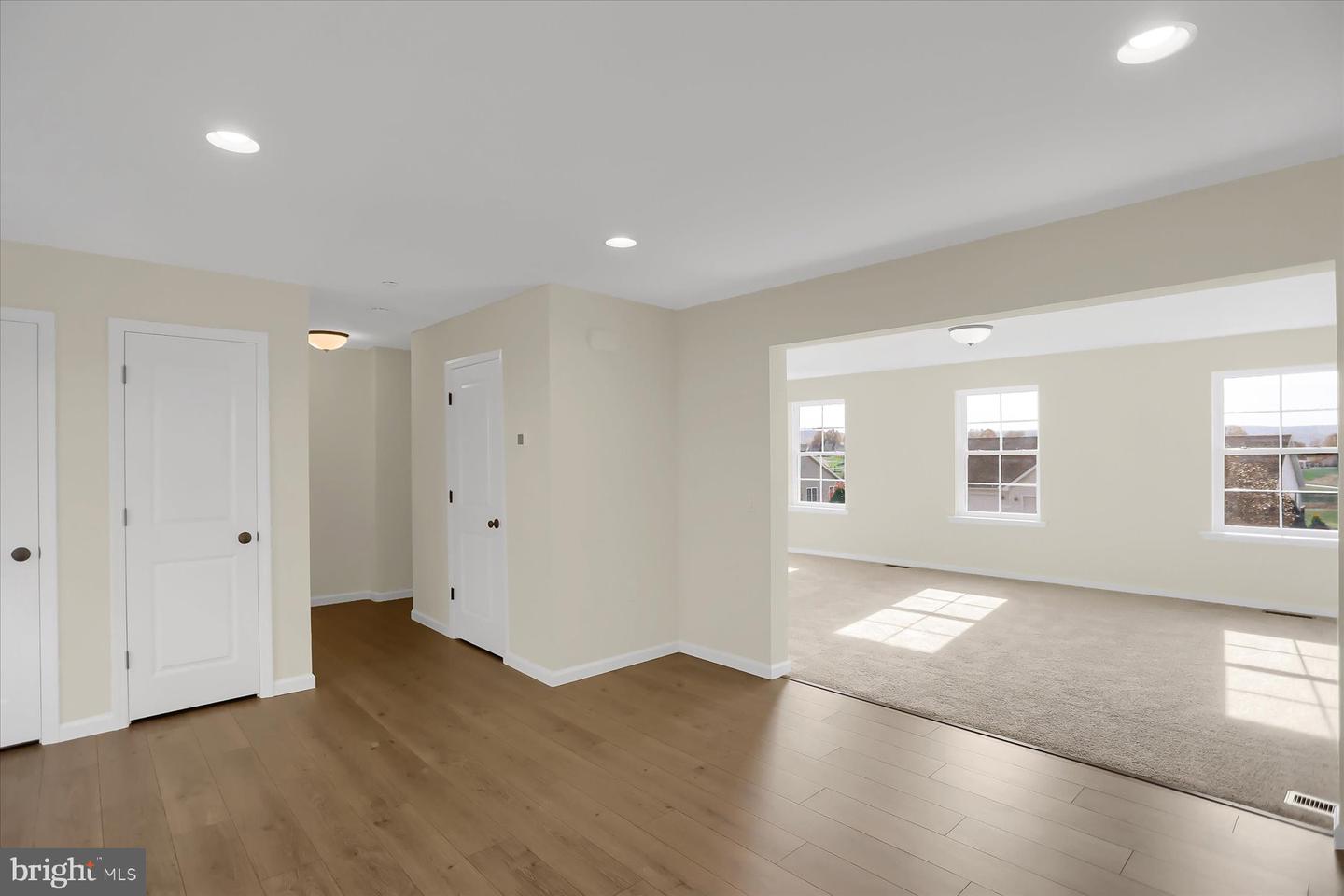 84 Limerick Ln Property Photo 9