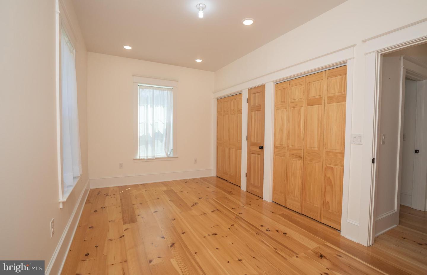 301 Walnut Property Photo 37