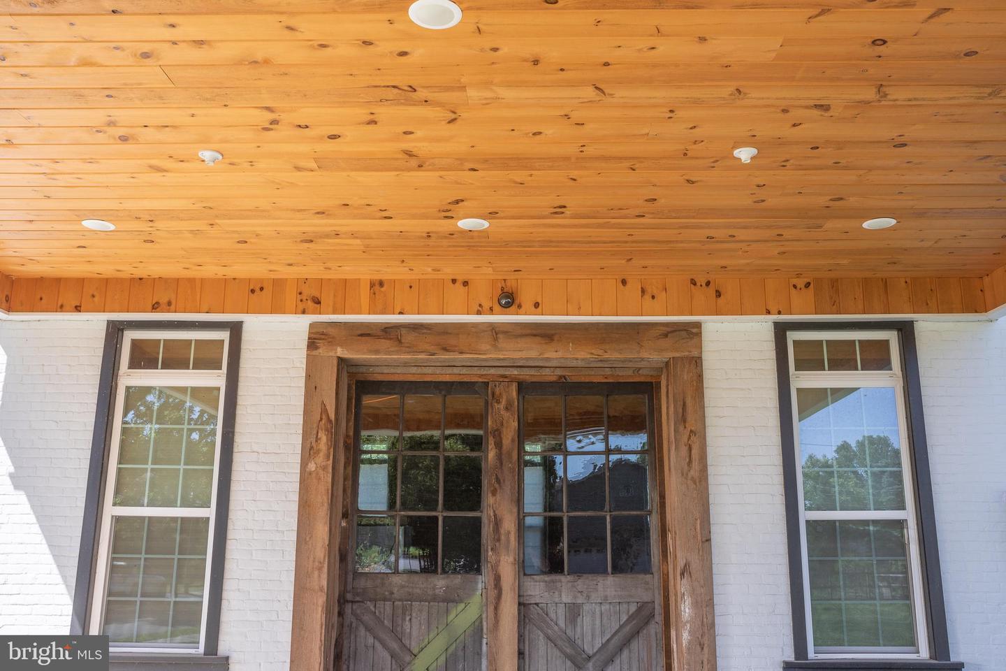 301 Walnut Property Photo 45