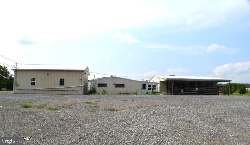 6 Buchanan Property Photo