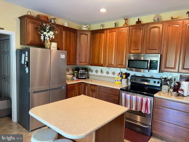 698-700 Red Bank Rd Property Photo 4