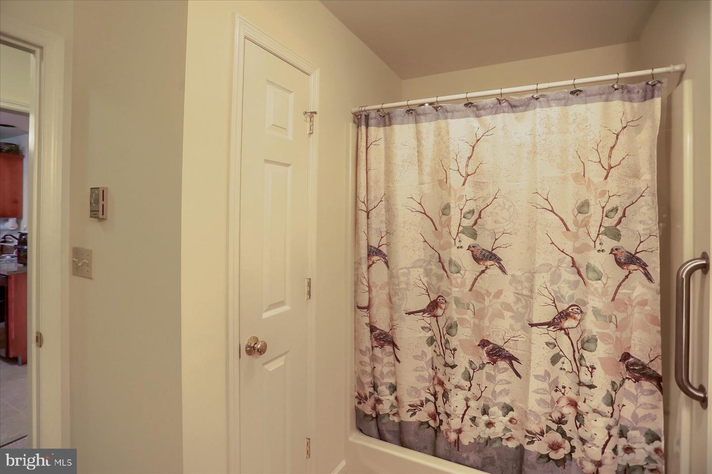 24-50 Rome Ct Property Photo 11