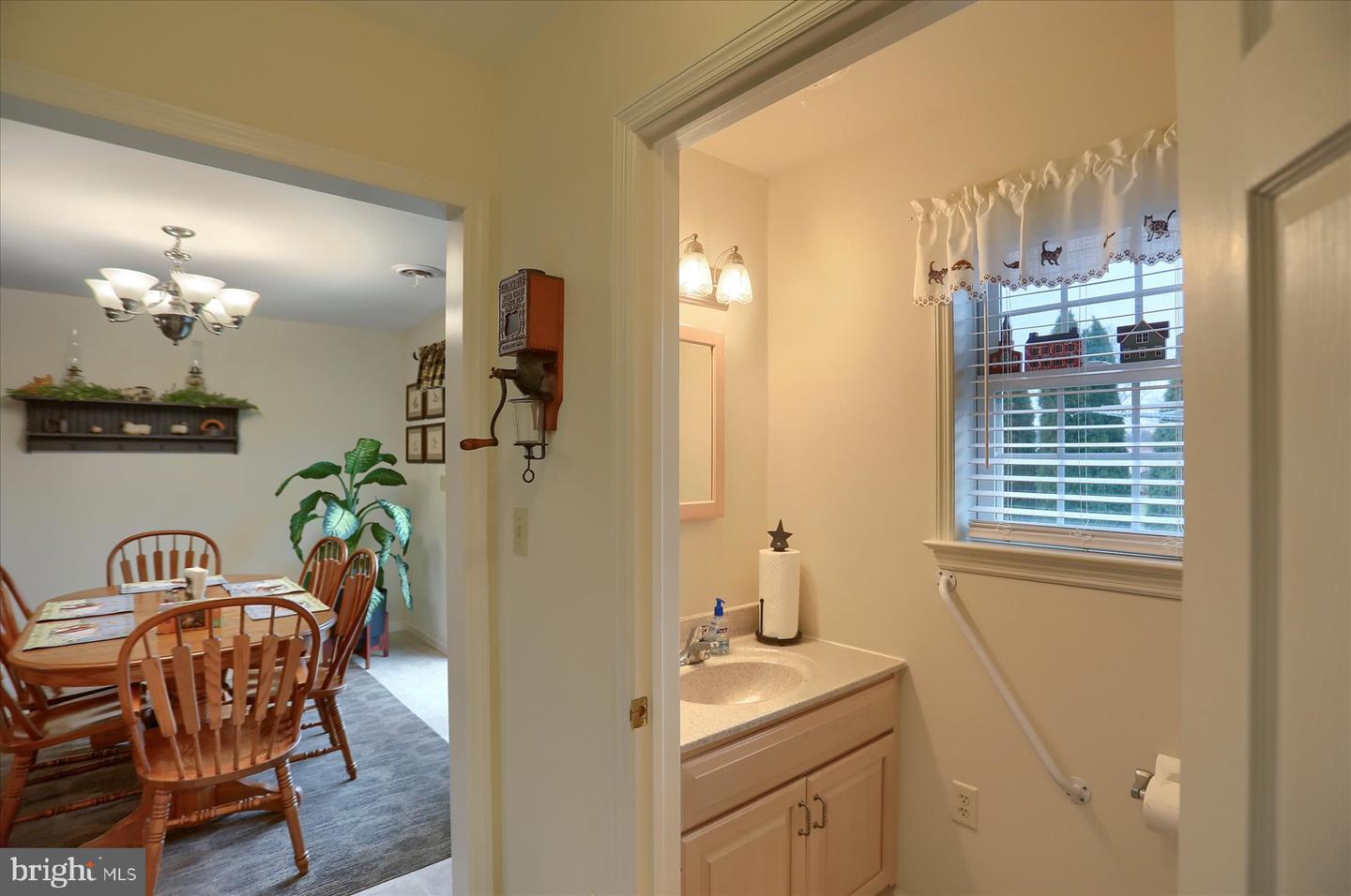 24-50 Rome Ct Property Photo 20