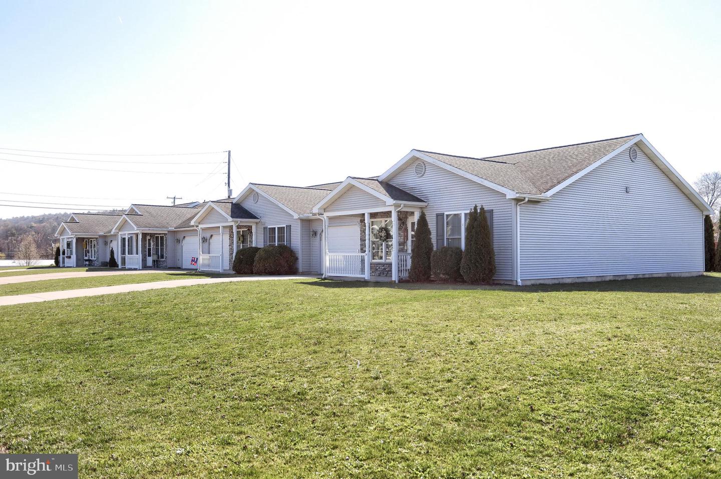 24-50 Rome Ct Property Photo 25