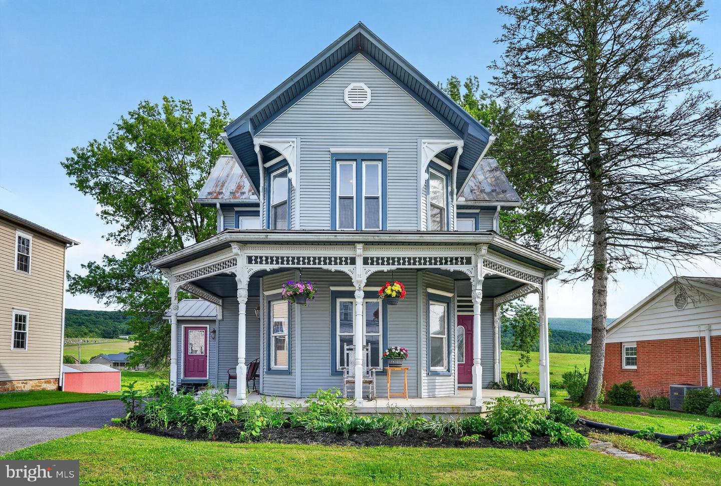 125 SNYDER AVE