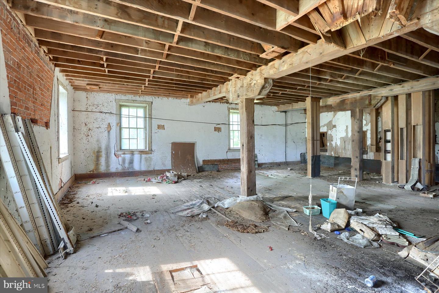 1209 Mill Rd Property Photo 12