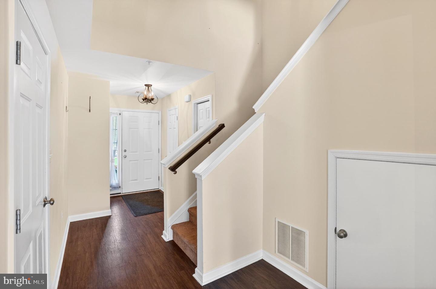 175 N Oakwood Property Photo 13