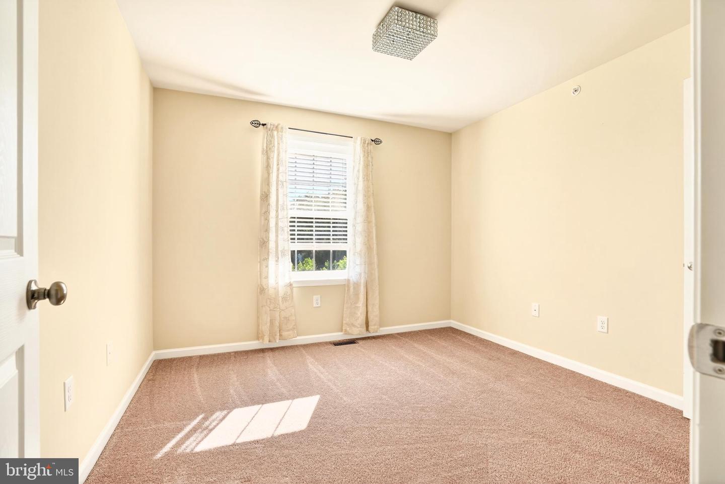 175 N Oakwood Property Photo 25