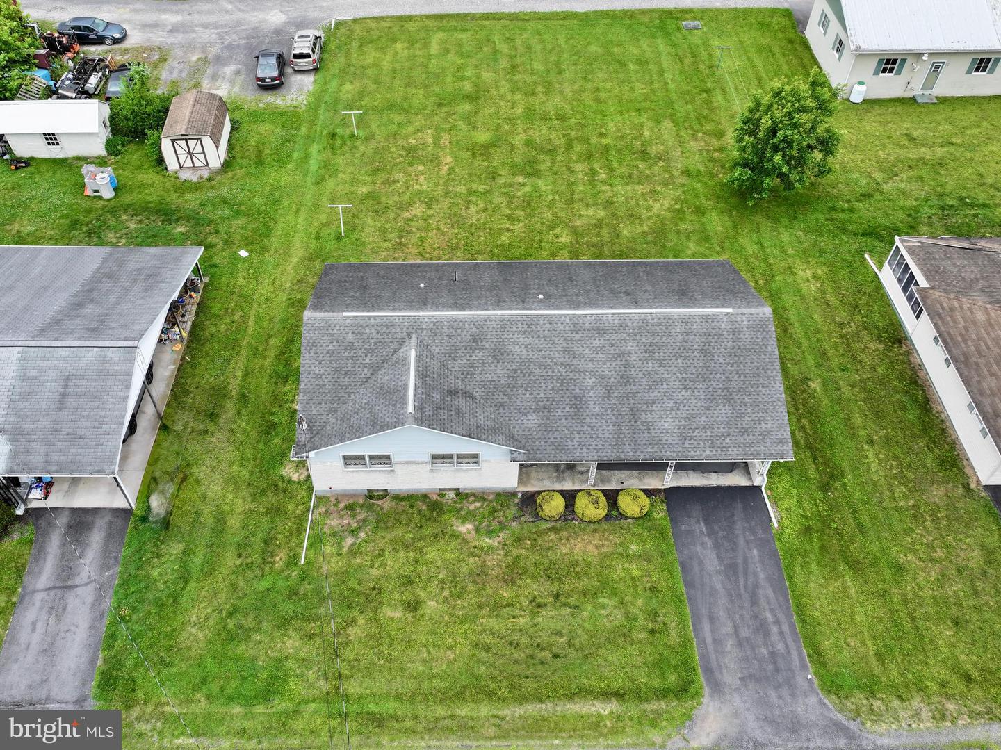 124 Vine St Property Photo 11