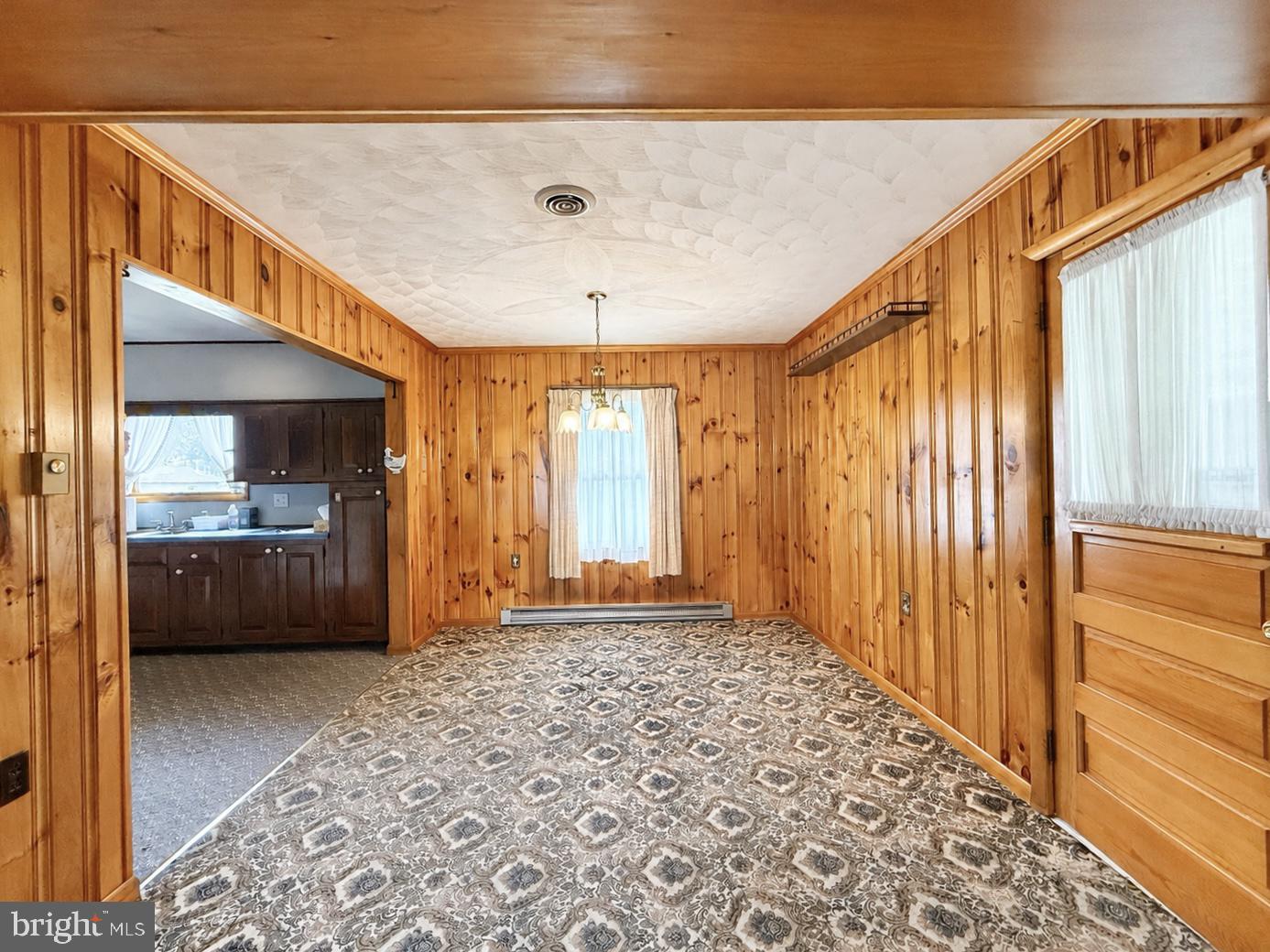 124 Vine St Property Photo 18