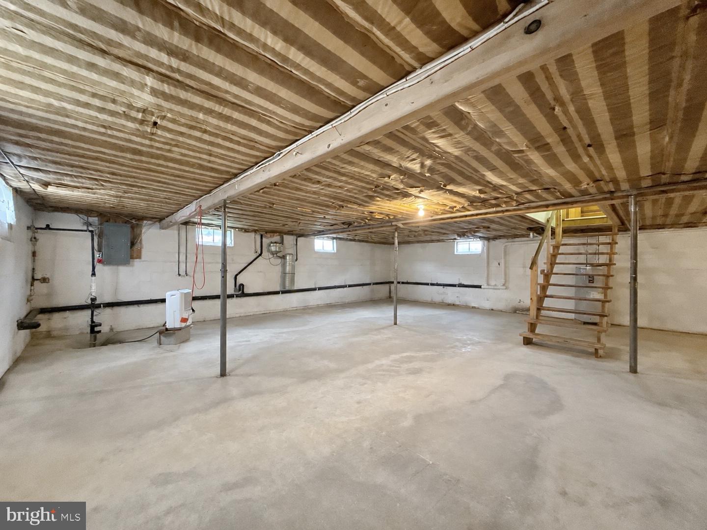 124 Vine St Property Photo 26