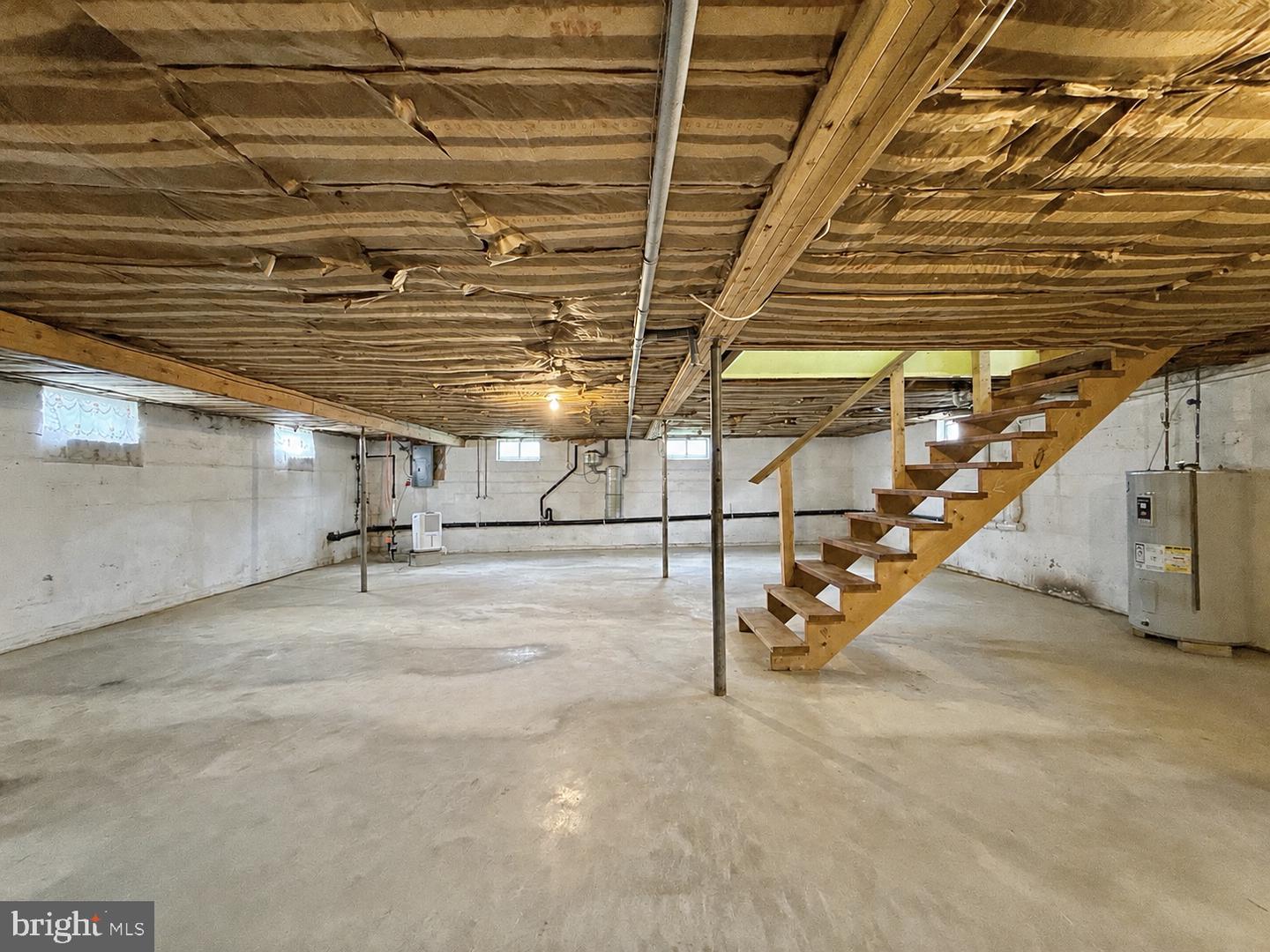 124 Vine St Property Photo 28